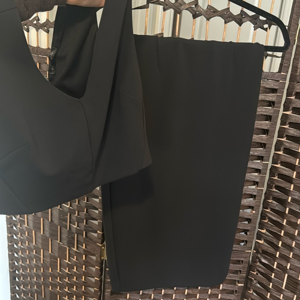 Dynamite 2 piece pencil skirt set